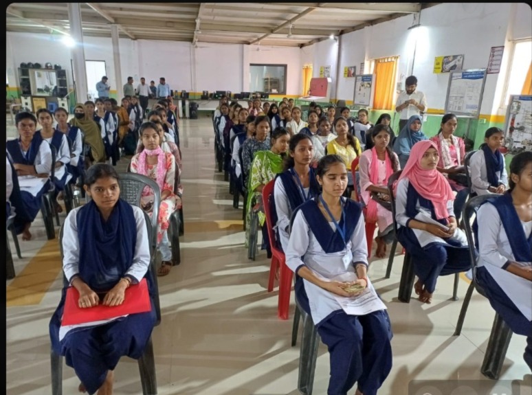 IACT Education, in collaboration with the Retailers Association’s Skill Council of India (RASCI), successfully completes Retail Skill Development Project for Adolescent Girls in Ranchi District